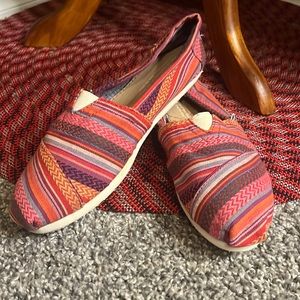 Toms Women’s Blanket Stripe Alpargata Slip Ons Size 7